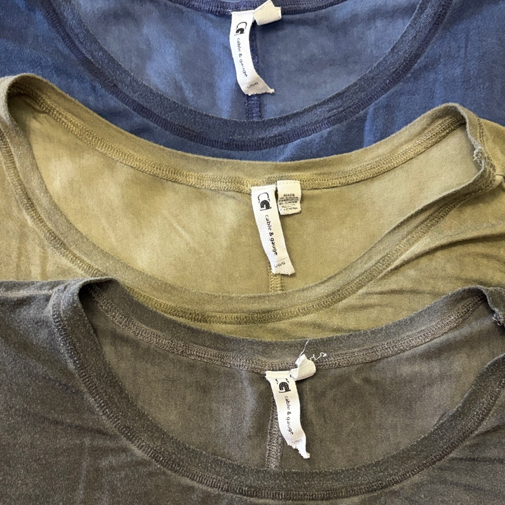 Cable & Gauge elbow sleeve Trio: Blue, Olive, Gray Crewnecks